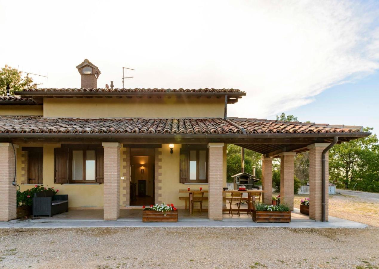 La Casa Di Claudia Βίλα Γκούμπιο Εξωτερικό φωτογραφία